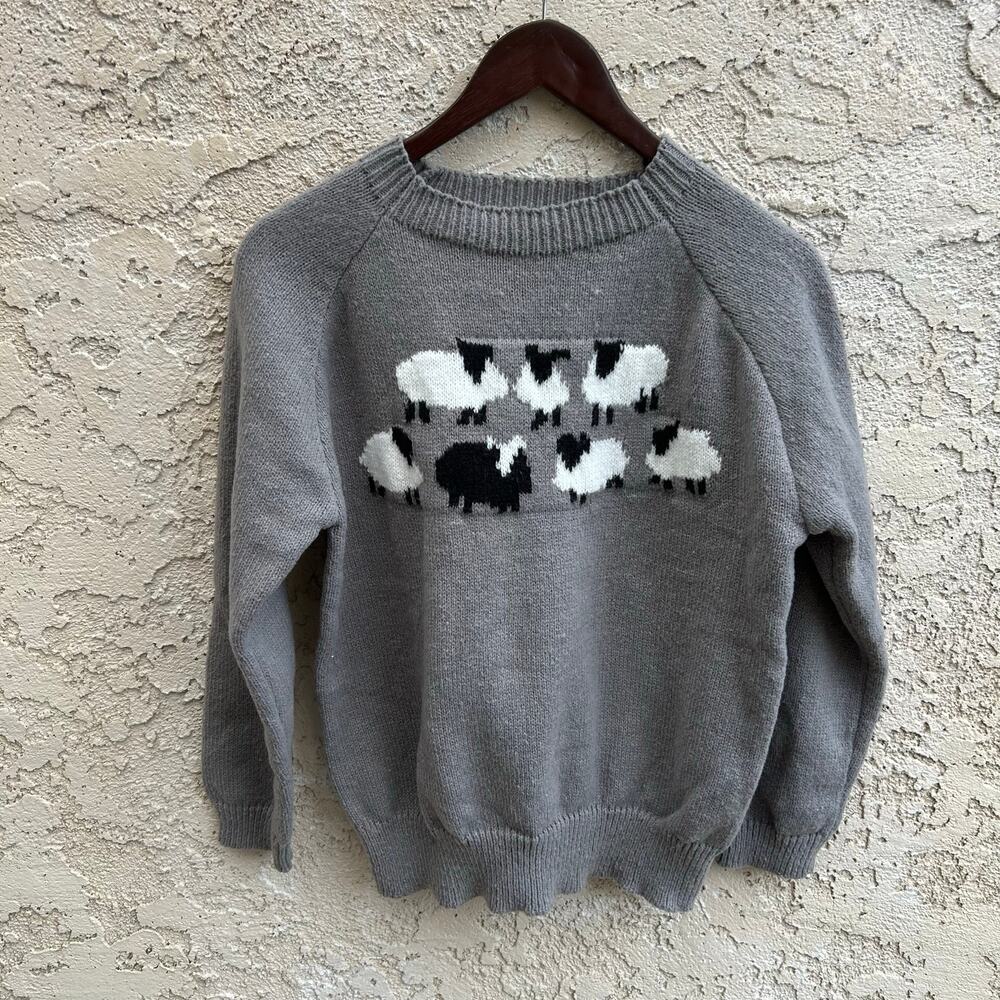 Sheep Graphic Knit Sweater Gray Size Womens S/M